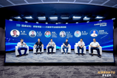 鞭策教育、科技取